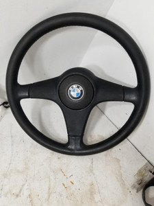 BMW 32331157897 OEM THREE SPOKE SPORT STEERING WHEEL E30 318i 325 325e 325i M3 BMW 32331157897 OEM THREE SPOKE SPORT STEERING WHEEL E30 318i 325 325e 325i M3