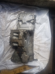 66) C BMW 11137547884 (USED) OEM OIL PAN 11137547884-04 EN AC-46000 GD 01381 1.1 hab Dackel Lagerbockseite G001443 02 1.1 FITSl: N52 E60 E61 66) C BMW 11137547884 (USED) OEM OIL PAN 11137547884-04 EN AC-46000 GD 01381 1.1 hab Dackel Lagerbockseite G001443 02 1.1 FITSl: N52 E60 E61