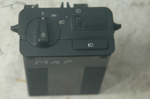 15A)  DH BMW 61319133024 (USED) OEM HALOGEN HEADLIGHT SWITCH w/DIM w/FOG 61316901432 086480053 0021150 12 US - NSW 90341 UTLOEWE HW 08  SW 1.3 FROM: 1999 E46 323i