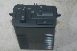 20F) DH BMW 61319133027 (USED) OEM 61316936828 Xenon LIGHT SWITCH  w/Fog w/Dim 6936828 532228425  0011538  34 US SA dyn LH m FLC  34031 LEAR HW:24 SW:3.6 FITS: E46