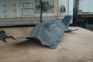 12) DH MERCEDES BENZ A1696988130 (USED) A 169 698 81 30 OEM LEFT FRONT WHEEL WELL LINER FROM: 2008 B200