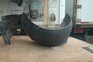 14) DH BMW 51718268345 (USED) OEM LEFT FRONT FENDER LINER FITS: E46 COUPE CONVERTIBLE