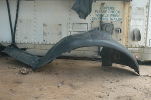 63) DH 51712695666 (USED) SSWa OEM FRONT RIGHT FENDER LINER FROM E46 M3 CONVERTIBLE