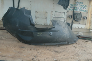 66) DH BMW 51718402443 (USED) OEM FRONT LEFT FENDER LINER seeber USA FITS: E53 X5 1998-2006