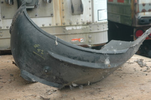 82) DH BMW 51718159424 (USED) OEM FENDER LINER FRONT RIGHT FITS: E39