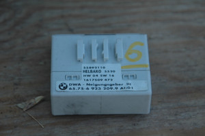 6) DH BMW 65756923209 (USED) 65756923209.9 OEM LEVEL SENSOR HELBANKO 5520 55892110 HW:04 SW:16 1617509 472 DWA Neigungsgeber III AI:01 FROM: 1998-2006 E46 3 SERIES E53 X5 SUV E52 Z3 ROADSTER