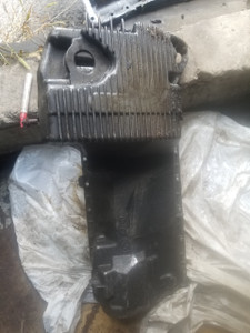 C-108 BMW 11131432703 OEM Used OIL PAN w/LEVEL M52 M54 ENGINE 1432705.9 P681 GF HE 226 4.1 11-13-1-432-703 11131432703 fits: E46 E39 E60 E61 E38 E65 E66 E83 E53 Z3 Z4 C-108 BMW 11131432703 OEM Used OIL PAN w/LEVEL M52 M54 ENGINE 1432705.9 P681 GF HE 226 4.1 11-13-1-432-703 11131432703 fits: E46 E39 E60 E61 E38 E65 E66 E83 E53 Z3 Z4