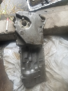 C-109 BMW 11131432703 OEM Used OIL PAN w/LEVEL M52 M54 ENGINE 1432705.9 P681 GF HE 226 4.1 11-13-1-432-703 11131432703 fits: E46 E39 E60 E61 E38 E65 E66 E83 E53 Z3 Z4 C-109 BMW 11131432703 OEM Used OIL PAN w/LEVEL M52 M54 ENGINE 1432705.9 P681 GF HE 226 4.1 11-13-1-432-703 11131432703 fits: E46 E39 E60 E61 E38 E65 E66 E83 E53 Z3 Z4