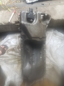 C-110 BMW 11137552414 OEM Used OIL PAN N52 ENGINE hab 1113 7552414-08 EN AC-46000 From: 2011 128i AUTO 11-13-7-552-414 11137552414 C-110 BMW 11137552414 OEM Used OIL PAN N52 ENGINE hab 1113 7552414-08 EN AC-46000 From: 2011 128i AUTO 11-13-7-552-414 11137552414