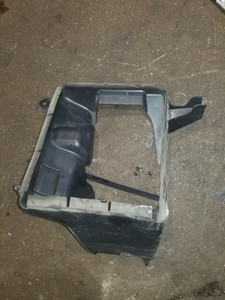 C BMW 51747903890 (used) 51-74-7-903-890 oem Air duct, exterior radiator, right FROM: D107273 2012 528iX N20 fits: f10 f11 C BMW 51747903890 (used) 51-74-7-903-890 oem Air duct, exterior radiator, right FROM: D107273 2012 528iX N20 fits: f10 f11