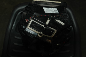 21 C BMW 64119248171 (USED) 64-11-9-248-171 OEM blower unit BEHR 6411 9248171-04  FROM D107273 2012 F10 528iX N20 BLACKSAPHIRE FITS 2011-2016 LISTED