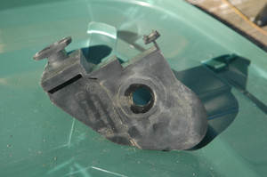 DD-7 BMW 51117030619 (USED) 51-11-7-030-619 OEM 51.11 7 030 619 229.449 LEFT FRONT BUMPER COVER SUPPORT FROM 2003 325i FITS 2002-2005 E46