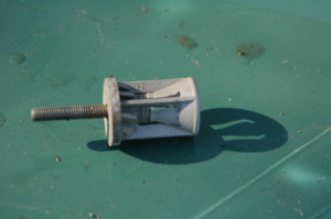 DH -18 BMW 63126912012 OEM 63-12-6-912-012 USED BUSHING HEADLIGHT FITS: E46 1300312036 1 300 312 036 FROM: 325i SEDAN SILVER M54 MANUAL FITS: 2004-2006 LISTED VEHICLES