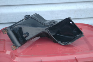 DD-5 BMW 51717161434 (USED) 51-71-7-161-434 OEM MOEK Air Duct - Right TO oil cooler 51.71.7 161 434 FITS: E92 E93