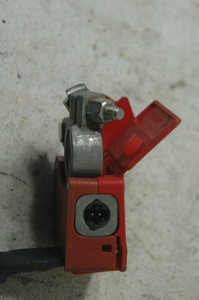 DD-33-22 BMW 61126998059 (USED) 61-12-5-A81-8C7 OEM 61-12-6-998-059 POSITIVE BATTERY CONNECTOR 9214506-02 100573 10 AK 49-7622 - 39030 7 20494-01 SBK3 FITS G30 G11 G12