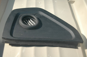 VW PORCHE CAYENNE 7L5857175 OEM Used DASH END CAP LEFT w-FUSE DIAGRAM 7L5857175 E G D 30650 FROM: 2006