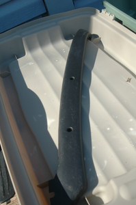 VW PORCHE CAYENNE 7L5867712 OEM Used TRIM 7L5867712 B FROM: 2006 CAYENNE SUV GREY 3.2 V6 AUTO