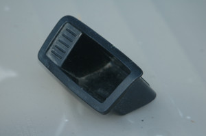 BMW 51166960689 OEM 51-16-6-960-688 Used ASHTRAY 584507 1 1472041 FROM: 2007 E92 328i COUPE N52 MANUAL