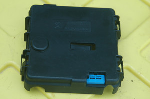 BMW 61138387547 (USED) 8387547 OEM 55 1 13059 Covering base B PLUS FROM: 325i 2003 FITS:  E46 1999-2006
LOCATION:GARAGE RACK 1

FROM: E46 325i 2003 MANUAL 5 SPEED SEDAN
FITS:  E46 1999-2006