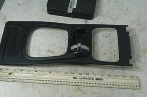 9 - DH Porsche 95561315720 (USED) 7L5941435A 955-613-157-20 75L-864-299 OEM TESTED SUSPENSION CONTROL SWITCH w-CONSOLE COVER FROM: 2006 Porsche Cayenne 4dr 6-Spd Manual