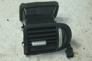 39 - DH Porsche 95555222803A03 (USED) 955-552-228-03-A03 OEM FRESH AIR VENT LOWER GRILLE BLACK TESTED 2003-2010 FROM: 2006 Porsche Cayenne 4dr 6-Spd Manual