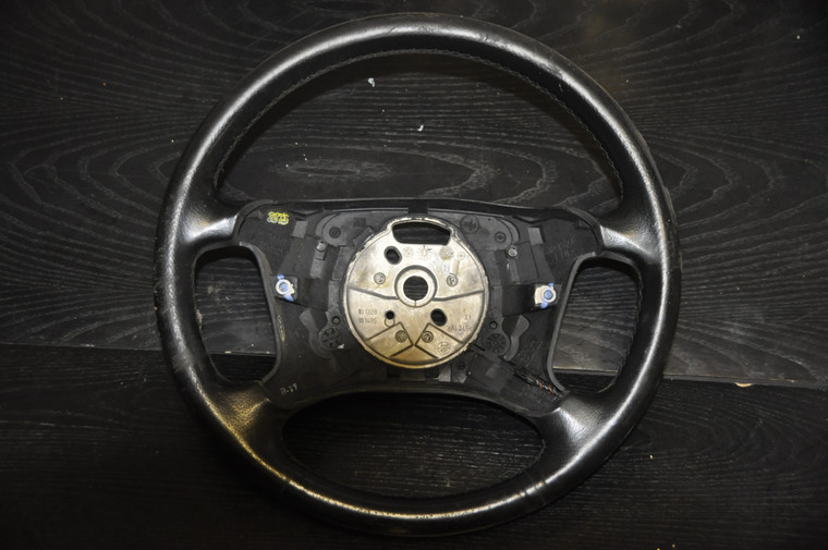 1) DH-19 BMW 32346753739 OEM Used STEERING WHEEL CABIN 4-385-E39-1 101328 From: 1997 E39 528i SEDAN 32-34-6-753-739 32346753739 Euro All Parts