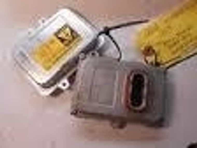 0) Mercedes Benz OEM 5DV00900010 Xenon Ballast (USED) Fits: CLK320 2003 W209 & Other Listed Vehicles Euro All Parts