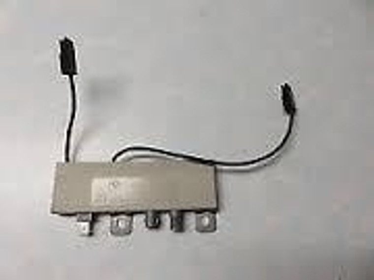 1) BMW OEM 65248375174 ANTENNAE Amplifier (USED) Fits: 320i 1995 E36 & Other Listed Vehicles Euro All Parts