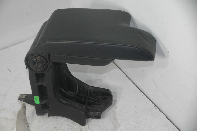 1) DD-3 BMW 51168238223 OEM (USED) 51-16-8-238-223 BLACK LEATHER STORAGE ARM REST FROM 1999 328i FITS: E46 Euro All Parts