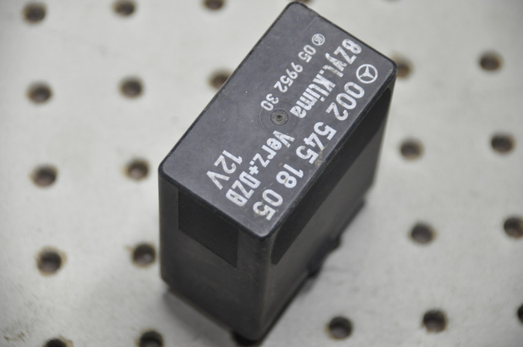 11) DD Mercedes-Benz 0025451805 OEM 002-545-18-05 USED 7 Prong RELAY LK 05995230 1990 420 SEL Euro All Parts