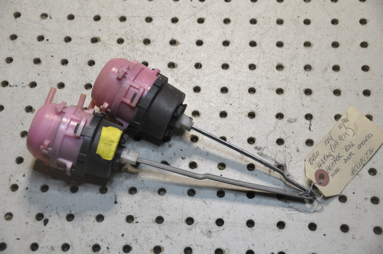 2) DD Mercedes Benz 9052208582 Used OEM Vacuum Operated HVAC / Door Lock Controller Behr Fits: w124 All Models & other listed vehicles Euro All Parts