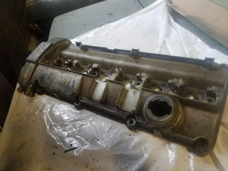 19) C BMW 11121738171 OEM 1722383.9 Az 91 hp 1990 ROCKER COVER M50 6 CYL E34 E36 2.0i 2.5i NON VANOS