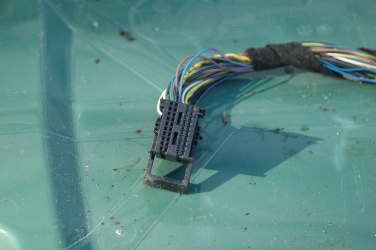 DD-23 BMW 5654958 (USED) 565 495 8 OEM AMPLIFIER FEMALE PLUG TESTED PIGTAIL AMP 967286 PA-GF 30 1 PA-GF 13 565 495 8