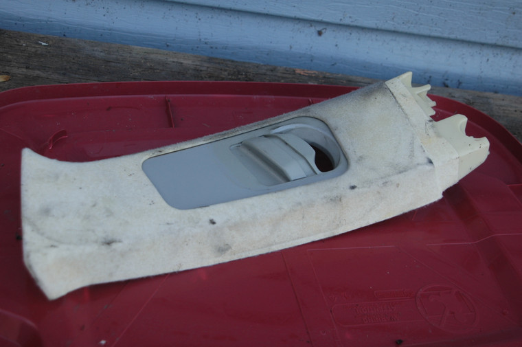 DD-14 BMW 51438054073 (USED NO COVER) Cover, B-column upper left OEM FITS: F06 GRAND COUPE