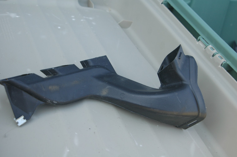 BMW 64227059290 8422705929 OEM Used Air Duct FLOOR RIGHT 114809-13 E90