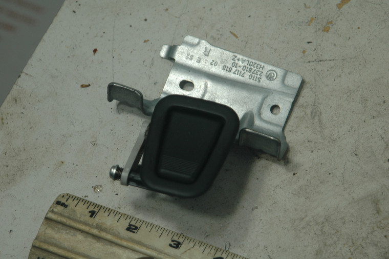 DH-33 BMW 51169150380 (USED) 7008 000 OEM 5110 7117 616 BLACK COAT HOOK w- MOUNT FROM P131342 2007 E92 328i Fits 2000-2020 listed Vehicles & mount fits E92 only