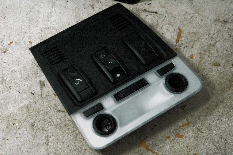 2 - DH BMW 61319225539 (USED) 9197783-02 9 197 783-02 lk 10 0093 70-01OEM MAP LIGHT w- SUNROOF w- SOS w- SRS OFF TESTED FROM PU88618 2007 328i COUPE FITS E92 & 2006-2013