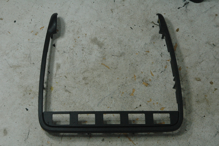 14 - DH Porsche 95555238200a03 (USED) 955-552-382-00-A03 7L5858079B OEM CONSOLE BUTTON TRIM BLACK TESTED FROM: 2006 Porsche Cayenne 4dr 6-Spd Manual