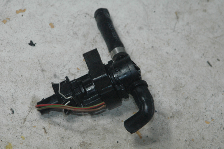 16 - DH MERCEDES-BENZ 4708893 (USED) 000-470-88-93 OEM Canister Purge Solenoid TESTED FITS: 1954 - 2018 LISTED VEHICLES