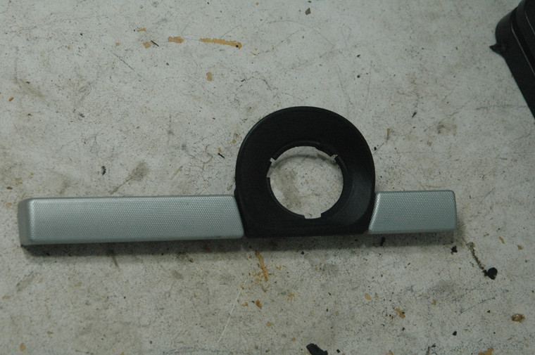 42 - DH Porsche 95555266900 (USED) 955-552-669-00 OEM DASH Trim - Left Side IGNITION ALUMINUM FINISH 2003-2010 FROM: 2006 Porsche Cayenne 4dr 6-Spd Manual