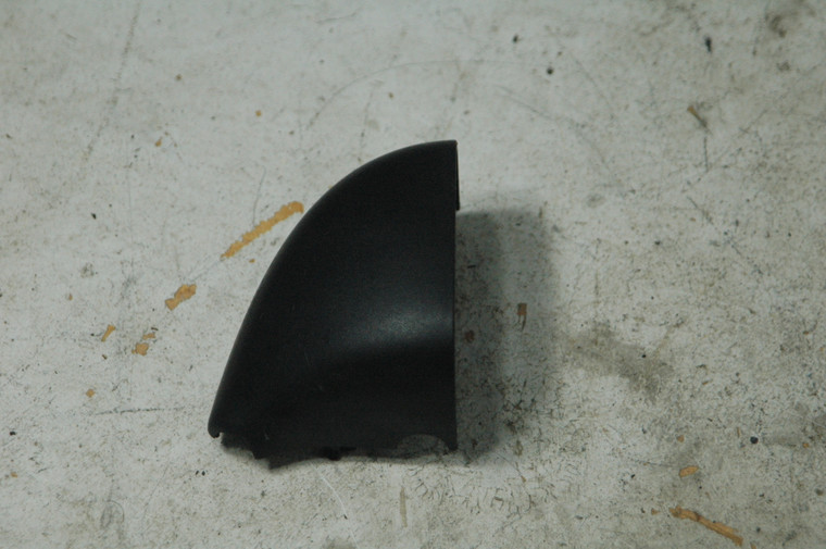 55 - DH Porsche 9557315170001c (USED) 955-731-517-00-01C OEM VW 7l08585479b9 RIGHT INTERIOR MIRROR BASE COVER BLACK 2003-2010 FROM: 2006 Porsche Cayenne 4dr 6-Spd Manual