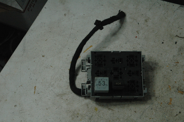 62 - DH Porsche VW TOUAREG 7L0937503A (USED) 7L0 937 503 A OEM RELAY BOX UNDER DASH w- RELAYS TESTED FROM: 2006 Porsche Cayenne 4dr 6-Spd Manual