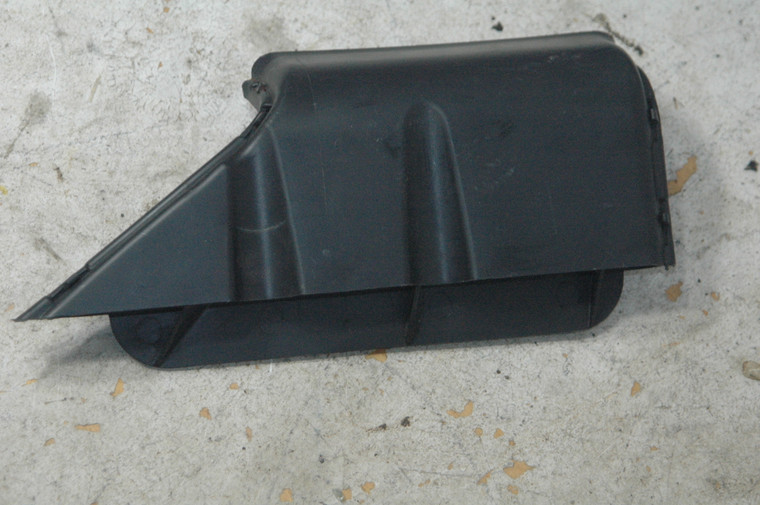 71 - DH Porsche 955555210006n3 (USED) VW 7l0819624b01c OEM VENT BLACK 2003-2010 FROM: 2006 Porsche Cayenne 4dr 6-Spd Manual