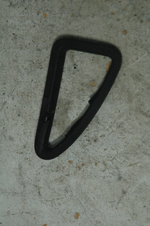 Porsche 95555140401A03 (USED) OEM Interior Trim Cover RIght Side 4880-0 FROM: 2006 Porsche Cayenne 4dr 6-Spd Manual