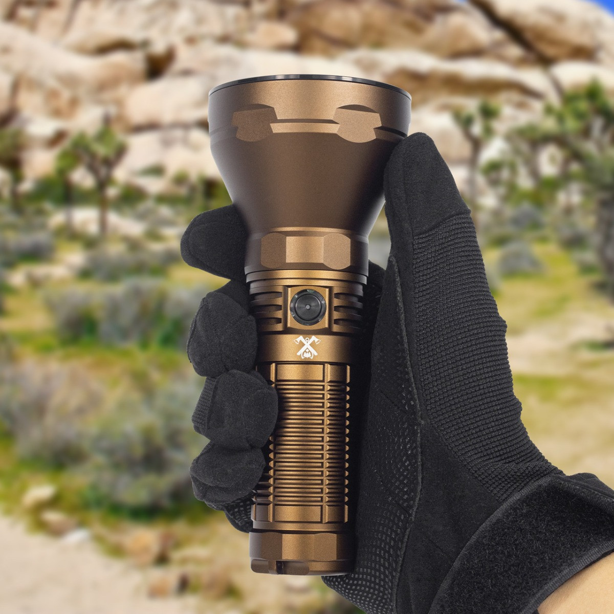 ThruNite Catapult Pro Tan Compact 2713 lumen 1005m USB-C rechargeable ...