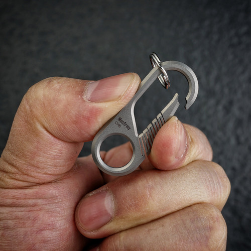 MecArmy CH6 mini titanium carabiner and keyring