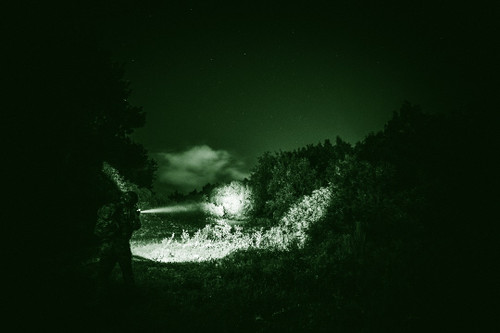 Weltool W35IR compact 2000mW 545m mountable infrared light