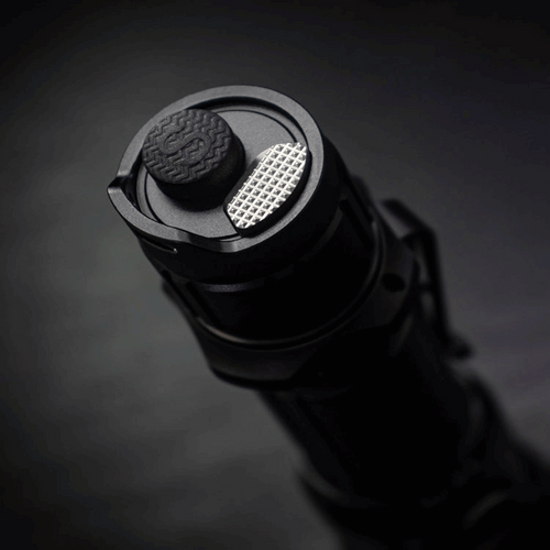 Speras T2-70 Compact 3300 lumen 280m rechargeable LED torch