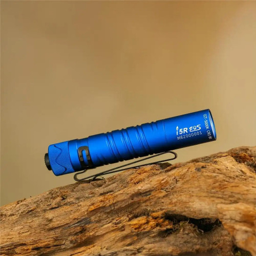 Olight I5R EOS Blue HCRI 285 lumen pocket EDC torch - LiteShop