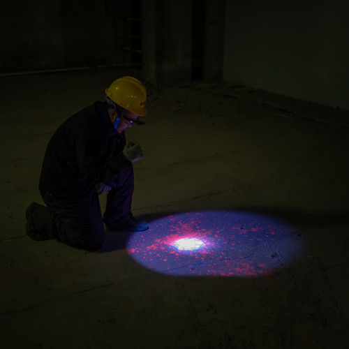 Weltool M1 UV Stone General 365nm Mini AA powered ultraviolet torch